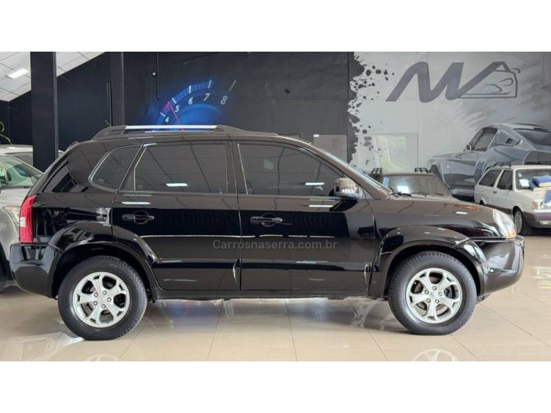 HYUNDAI - TUCSON - 2010/2010 - Preta - R$ 44.900,00