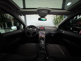 PEUGEOT - 308 - 2013/2014 - Vermelha - R$ 49.900,00
