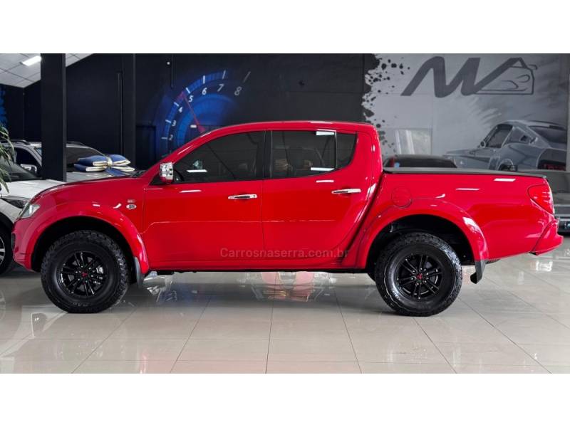 MITSUBISHI - L200 - 2014/2015 - Vermelha - R$ 136.900,00
