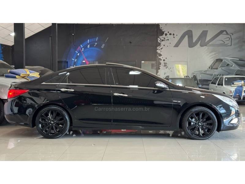 HYUNDAI - SONATA - 2011/2012 - Preta - R$ 72.900,00